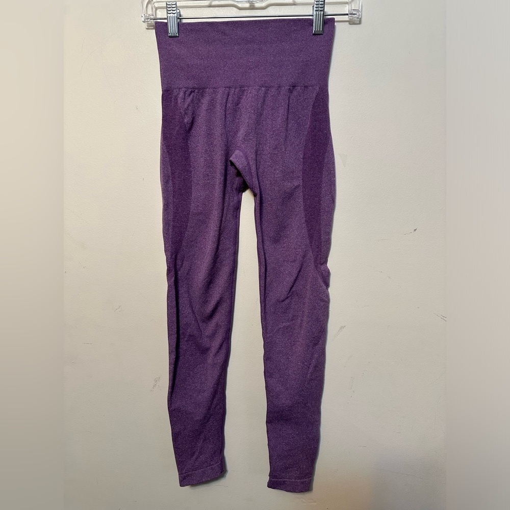 Navigation NVGTN Purple Contour Seamless Leggings‎ XS Great Condition Gym Yoga